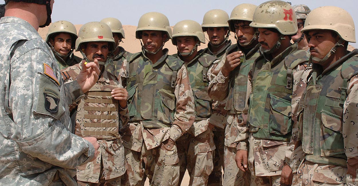 Шестицветный пустынный камуфляж